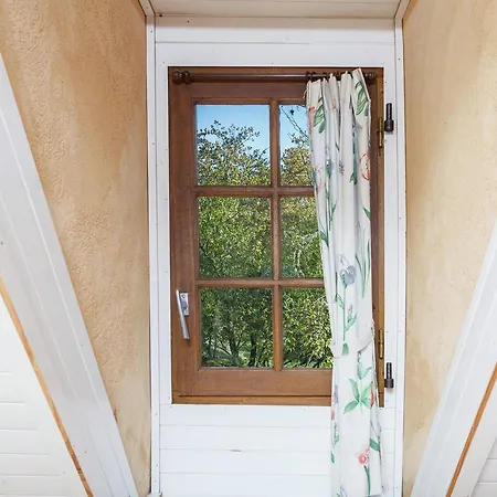 Secluded Holdiay In Saint-cirq-madelon With Terrace In Luxury Of Nature Feriehus *